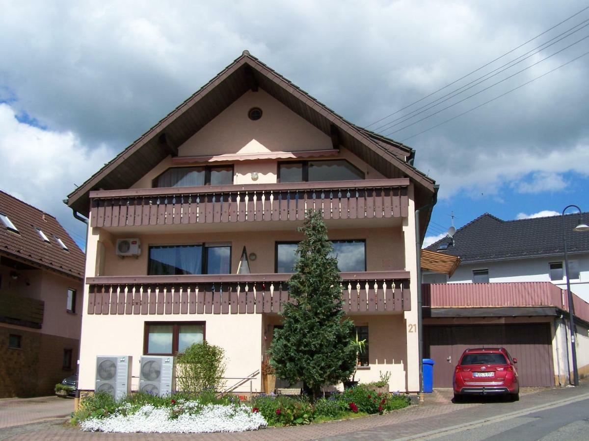 Bea'S Monteurzimmer Seckach Exterior photo